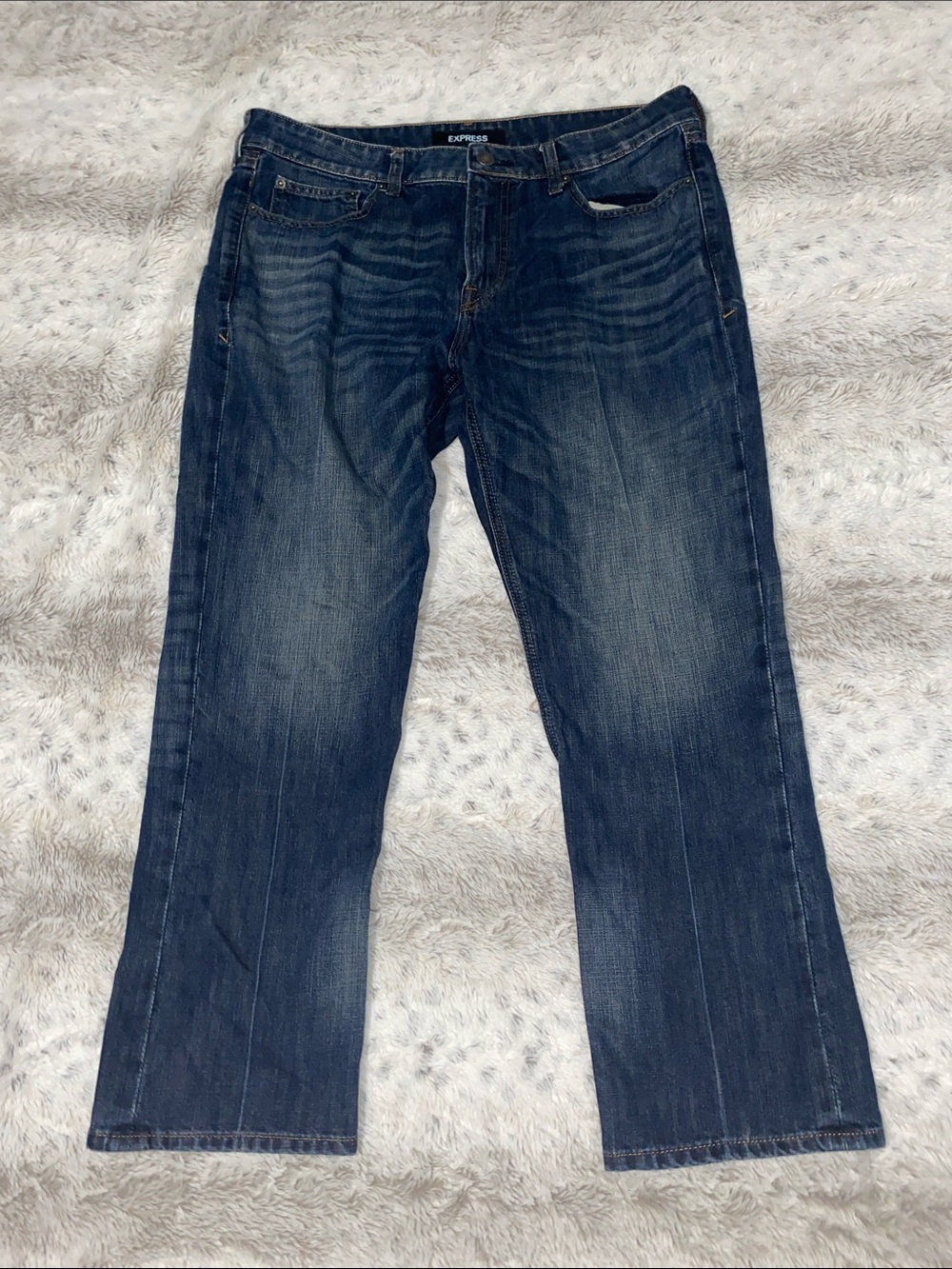 Express Men’s Indigo Relaxed Straight Jeans